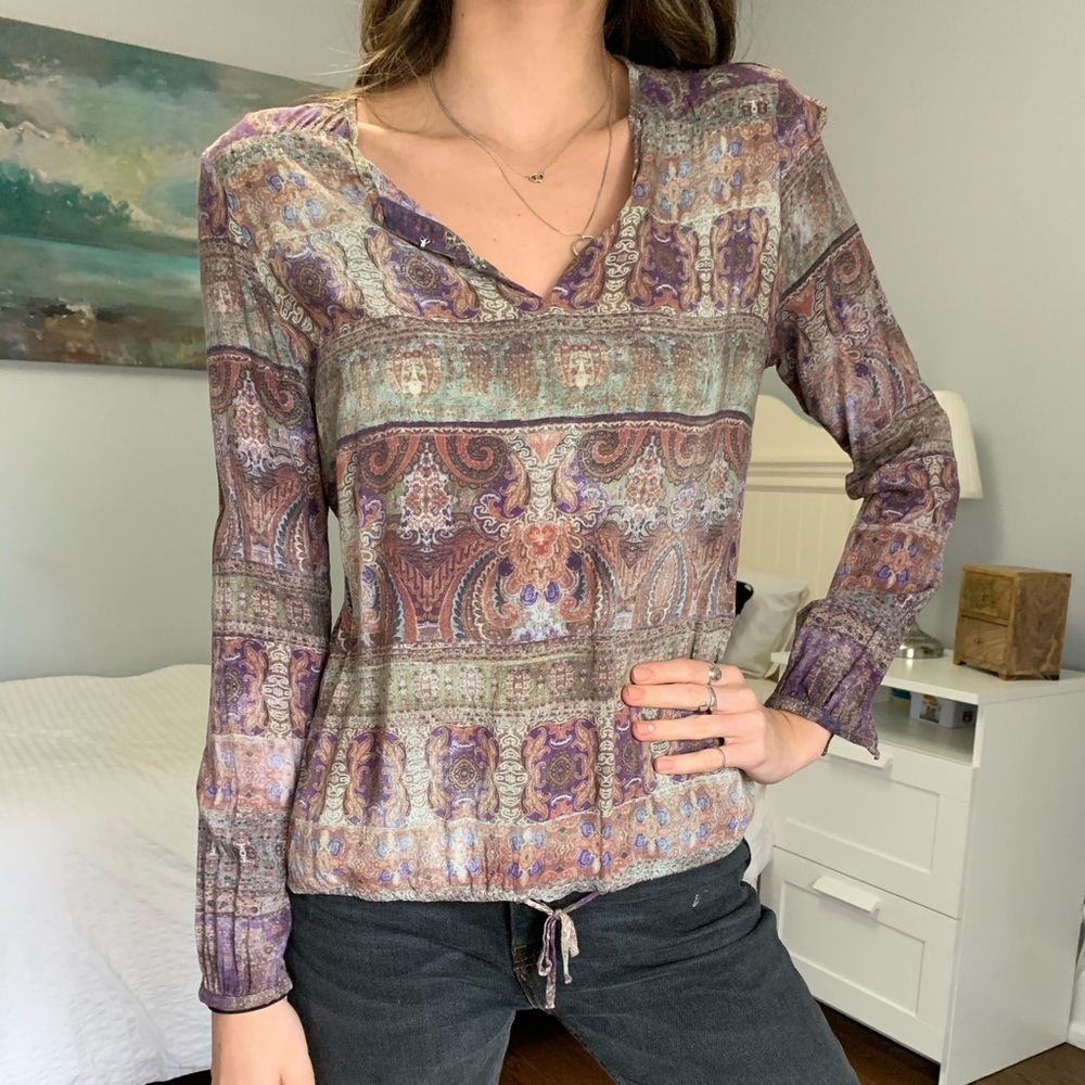 Printed Long Sleeved Blouse